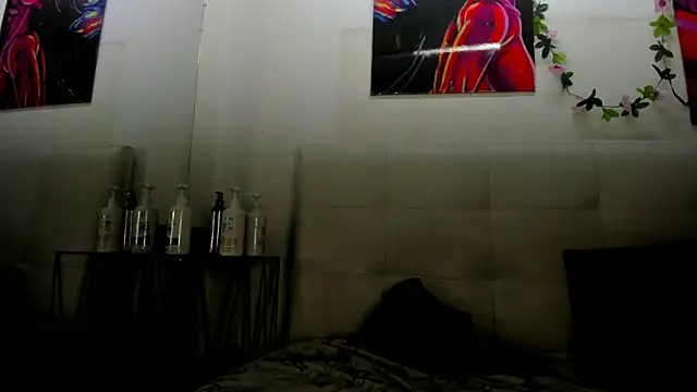 Snapshot of Lucia78couple chatting on 18, 11, 2025 Lucia78couple online show from 18, 11, 2025