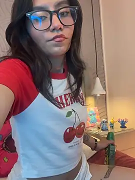 eviegothel  online show from 18, 11, 2025