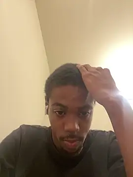 Snapshot of huhgtr chatting on 17, 11, 2025 huhgtr online show from 17, 11, 2025