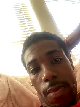 Snapshot of huhgtr chatting on 3, 11, 2025 huhgtr online show from 3, 11, 2025