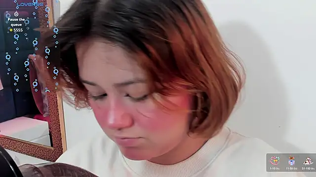 isa grey  online show from 16, 11, 2025