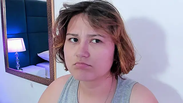 isa grey  online show from 10, 11, 2025