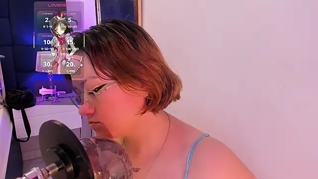 isa grey  online show from 19, 10, 2025