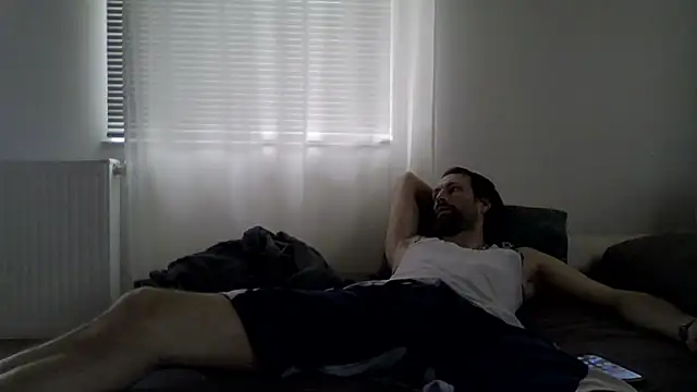 XLBarehengst online show from 7, 10, 2025