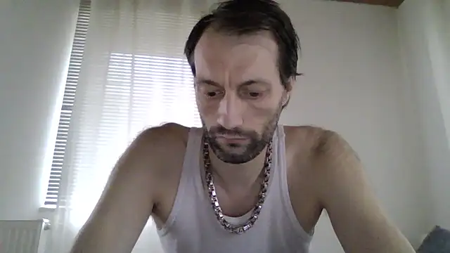 XLBarehengst online show from 25, 10, 2025