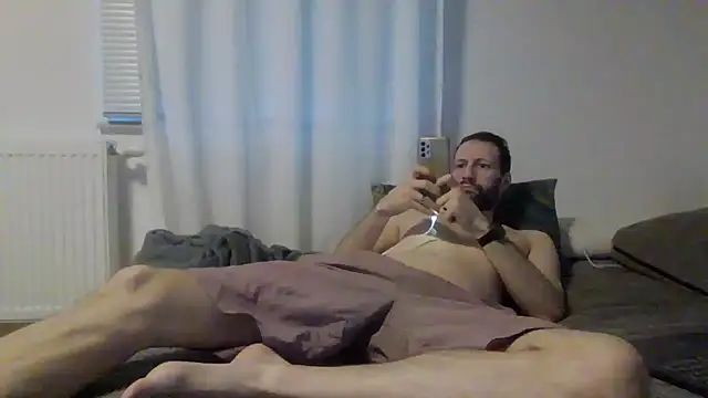 XLBarehengst online show from 4, 12, 2025