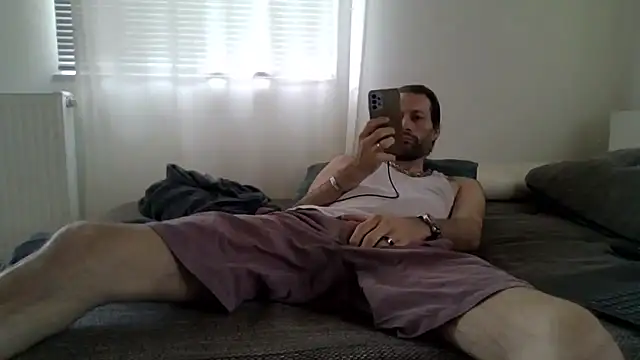 XLBarehengst online show from 26, 10, 2025