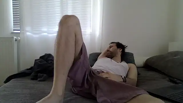 XLBarehengst online show from 15, 9, 2025