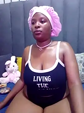 MrsMxx25 online show from 18, 10, 2025