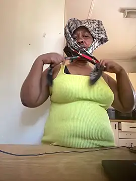 Snapshot of Ebonyboobsmilk chatting on 4, 12, 2025 Ebonyboobsmilk online show from 4, 12, 2025