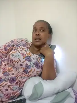 Ebonyboobsmilk online show from 6, 10, 2025