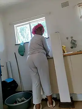 Ebonyboobsmilk online show from 23, 9, 2025