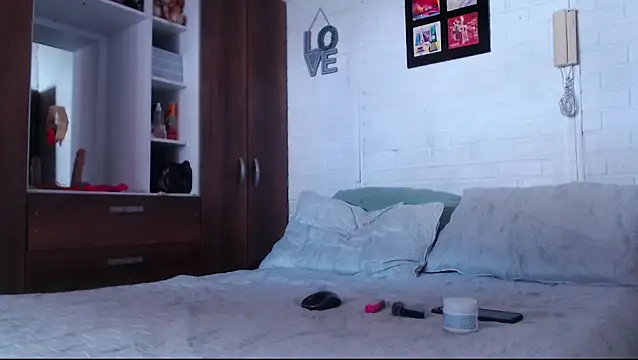 lucyymaximo online show from 21, 10, 2025