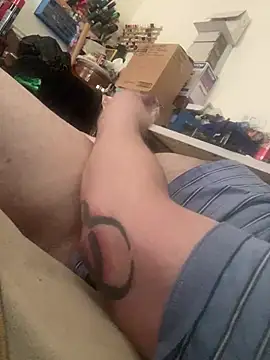 shakeweight online show from 6, 3, 2026