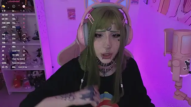 Nana stolass online show from 13, 5, 2026