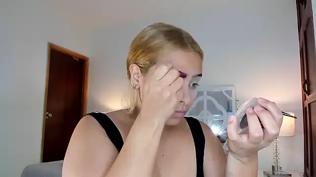 MikaelaStone online show from 16, 1, 2026