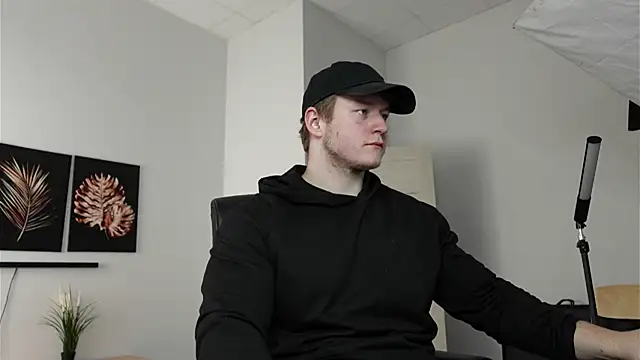 Richard Dullas online show from 2, 10, 2025