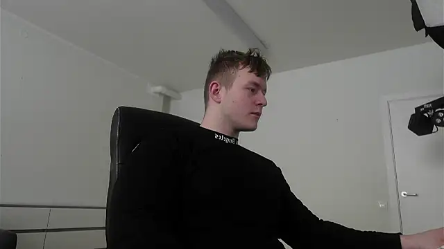 Snapshot of Richard_Dullas chatting on 19, 2, 2026 Richard Dullas online show from 19, 2, 2026