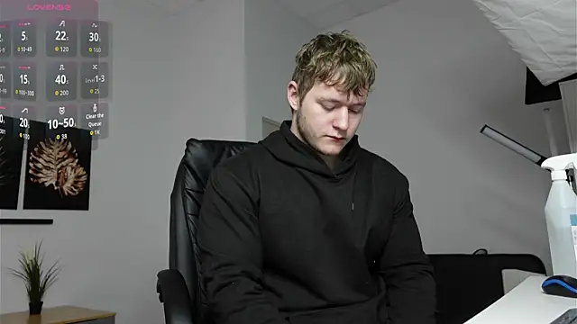 Richard Dullas online show from 6, 10, 2025