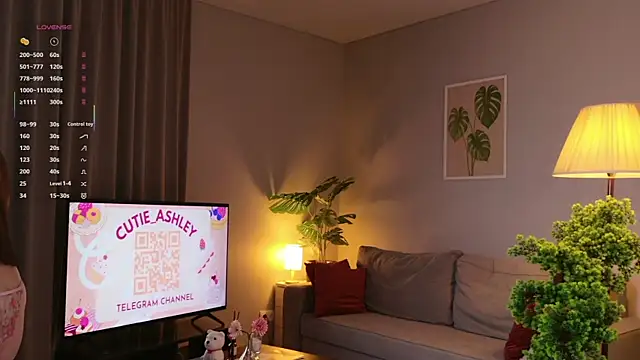 Luna Foxy online show from 8, 10, 2025