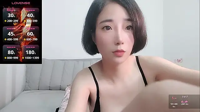 YIWA-2000 online show from 6, 7, 2026