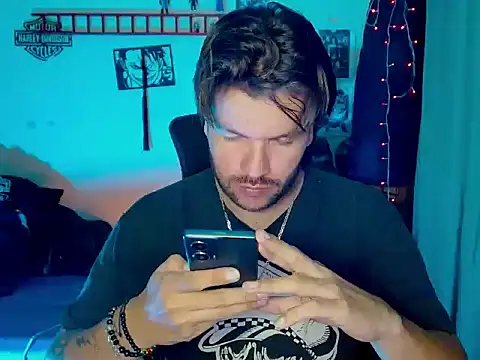 cortelioni massimo  online show from 5, 11, 2025