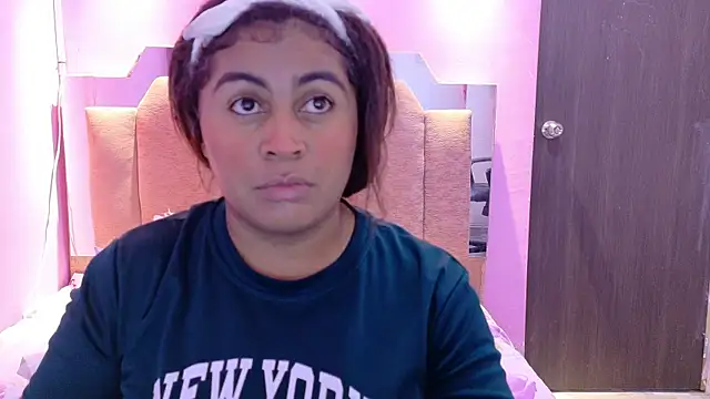 Snapshot of AndreaSweet2 chatting on 27, 2, 2026 AndreaSweet2 online show from 27, 2, 2026