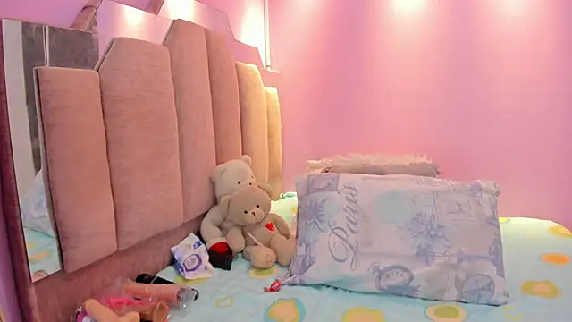 AndreaSweet2 online show from 1, 12, 2025