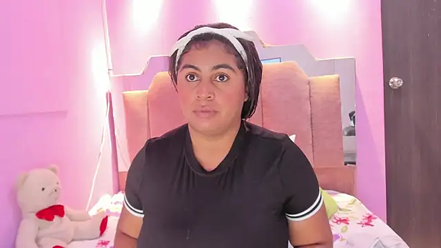 Snapshot of AndreaSweet2 chatting on 7, 2, 2026 AndreaSweet2 online show from 7, 2, 2026