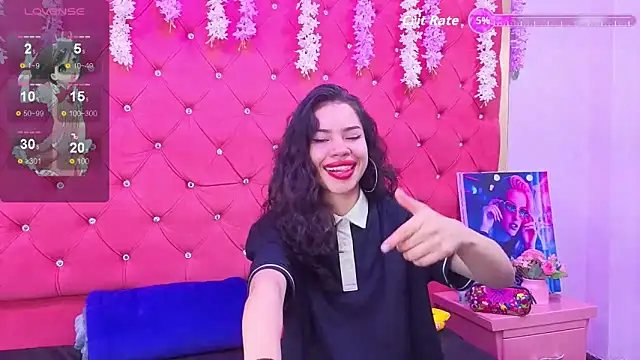 Snapshot of Nanis_James chatting on 20, 11, 2025 Nanis James online show from 20, 11, 2025