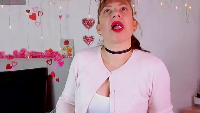 AmaraMoon  online show from 20, 9, 2025