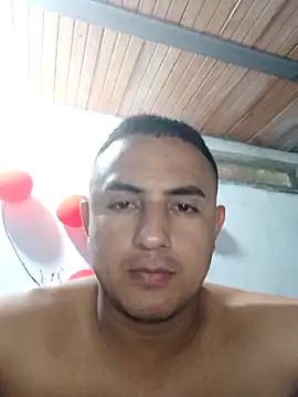 Geral Yeraldyn09 online show from 18, 9, 2025