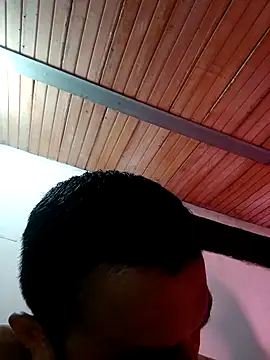 Geral Yeraldyn09 online show from 3, 11, 2025