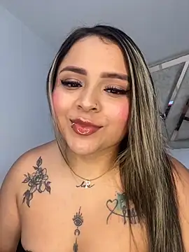 Snapshot of ashley-swift- chatting on 17, 11, 2025 ashley-swift- online show from 17, 11, 2025