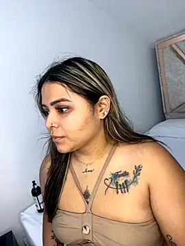 Snapshot of ashley-swift- chatting on 11, 9, 2025 ashley-swift- online show from 11, 9, 2025