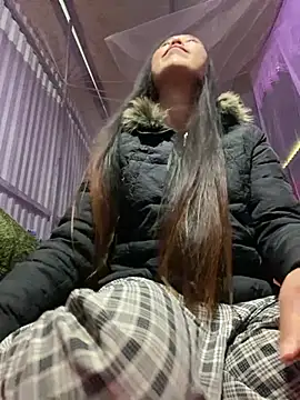 Huong-Ly online show from 10, 1, 2026