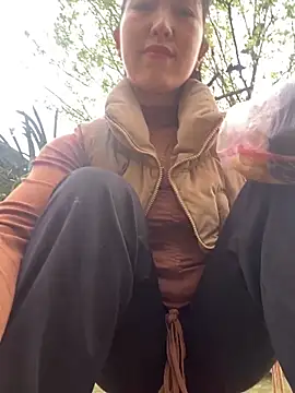 Huong-Ly online show from 13, 2, 2026