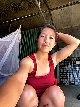 Huong-Ly online show from 5, 10, 2025