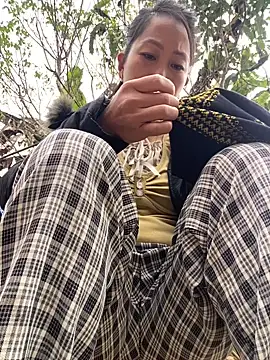 Huong-Ly online show from 22, 12, 2025