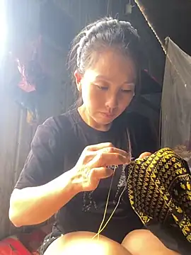 Huong-Ly online show from 27, 9, 2025