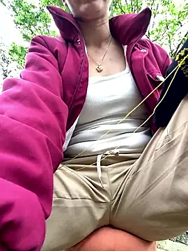 Huong-Ly online show from 24, 2, 2026