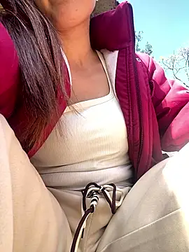 Huong-Ly online show from 18, 1, 2026