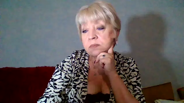 DianaQDream online show from 5, 6, 2026