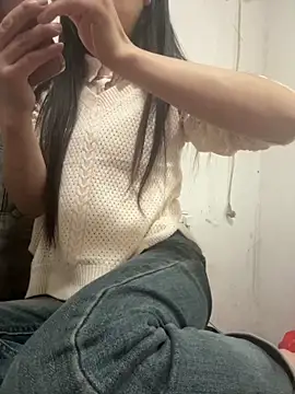 crhong666 online show from 14, 4, 2026