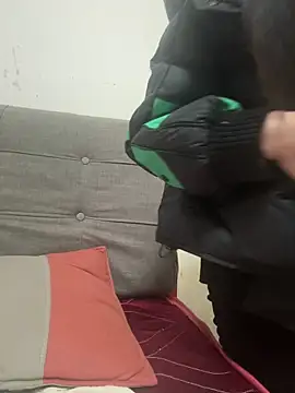 crhong666 online show from 6, 3, 2026