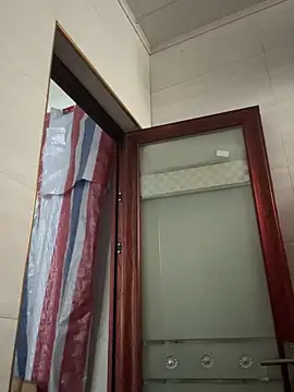 crhong666 online show from 15, 2, 2026