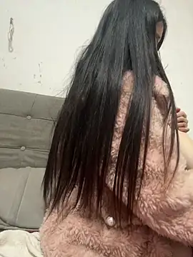 crhong666 online show from 4, 3, 2026