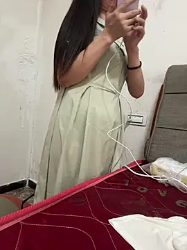 crhong666 online show from 4, 10, 2025