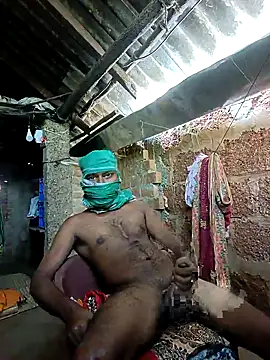 Snapshot of nughtytommy01 chatting on 15, 10, 2025 nughtytommy01 online show from 15, 10, 2025