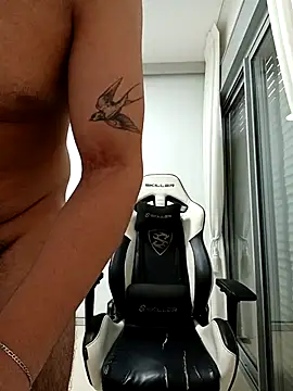 Snapshot of a23c43 chatting on 20, 10, 2025 a23c43 online show from 20, 10, 2025